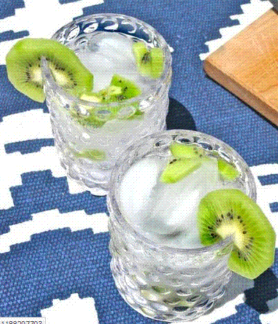 Kiwi Vodka Tonic